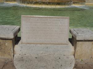 2018 03 29 TOULON HOMMAGE AU LIEUTENANT COLONEL ARNAUD BERTRAME